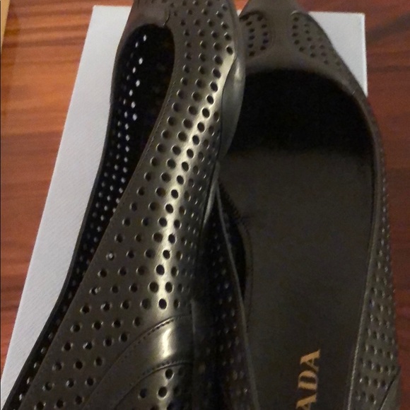 Prada made in Italy - Picture 5 of 8